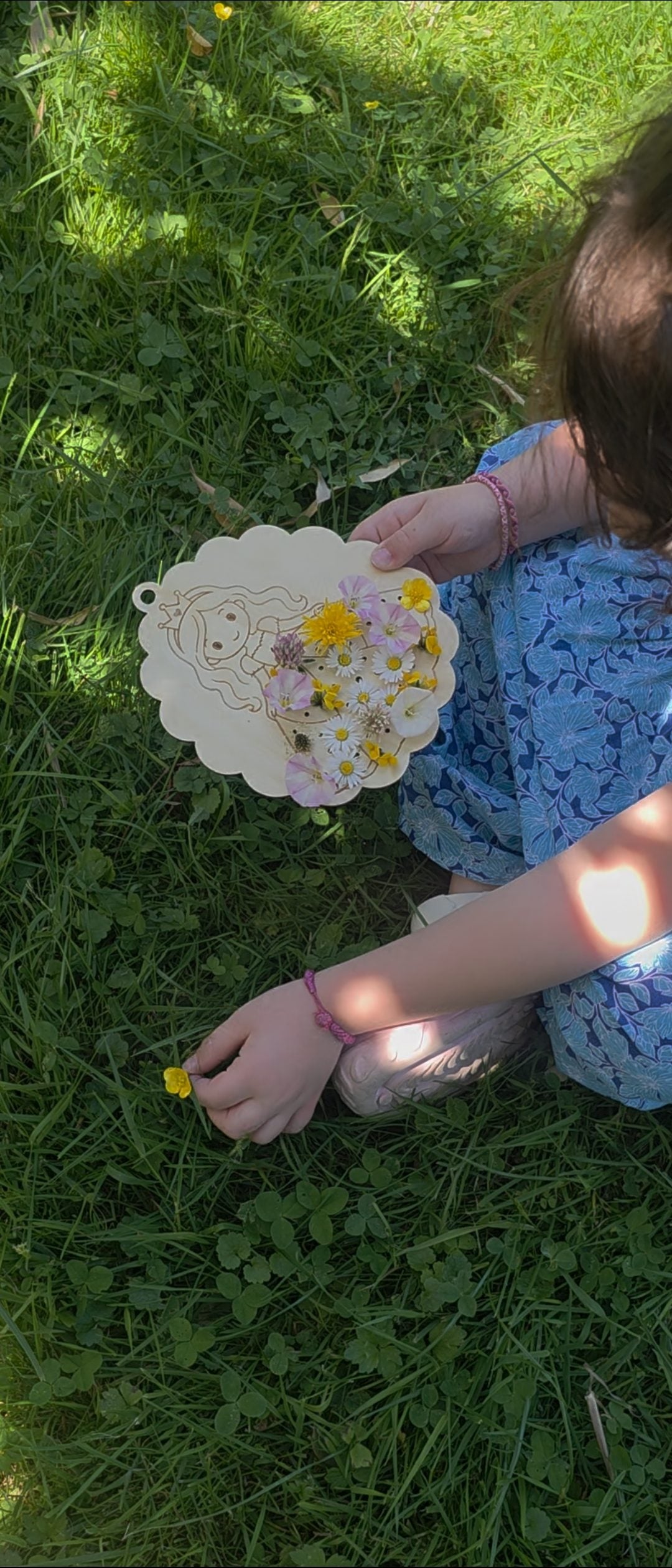Votre enfant accroche son tableau floral